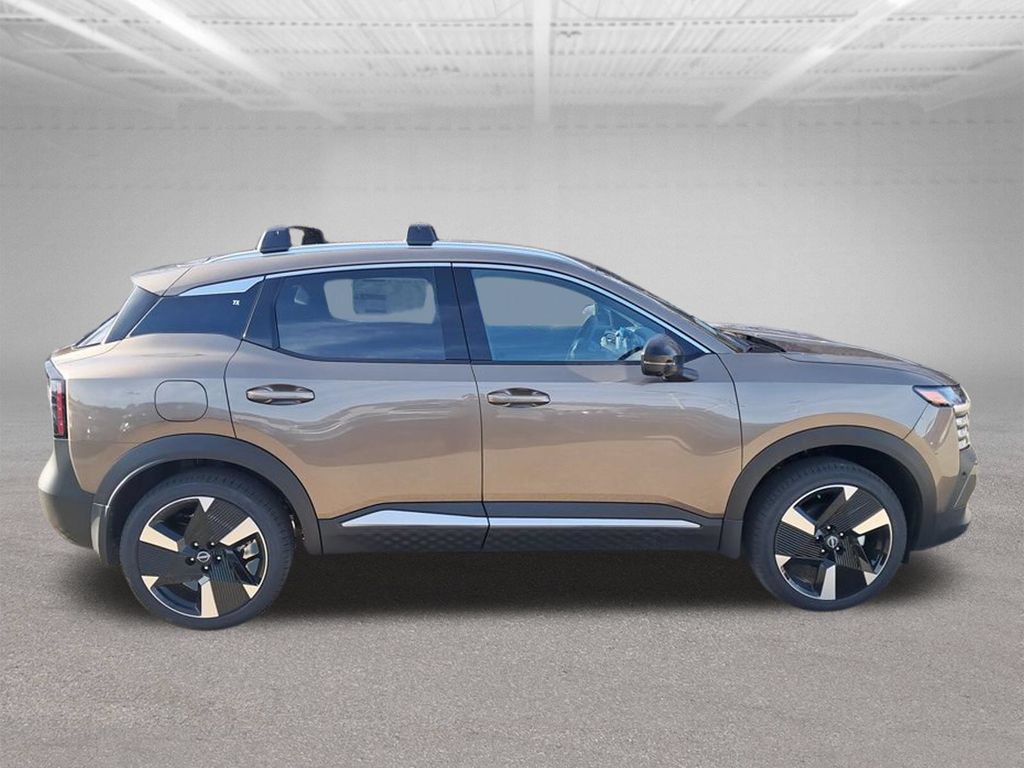 New 2026 Nissan Kicks SR w/ Cold Weather Package AWD/4WD image 7