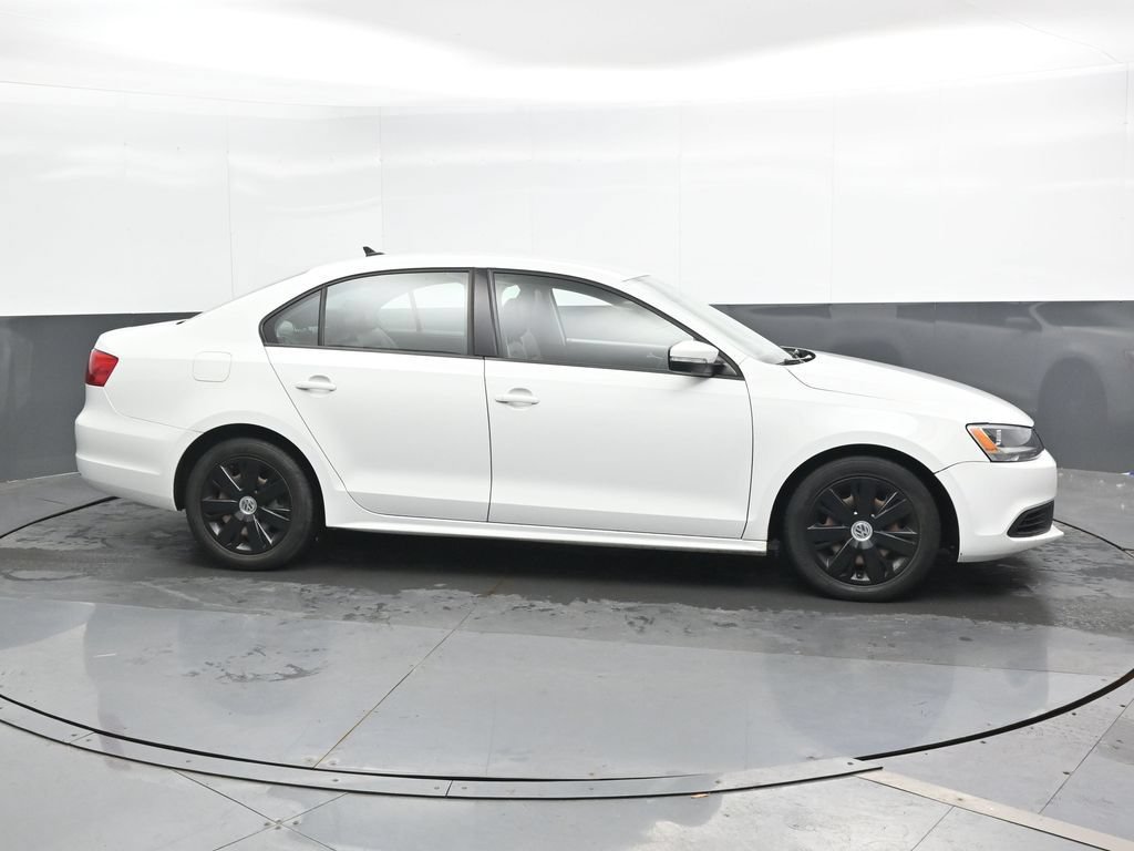 Used 2014 Volkswagen Jetta SE FWD image 3