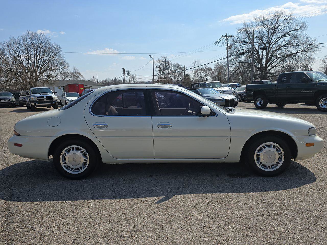 Used 1997 INFINITI J30 RWD image 21