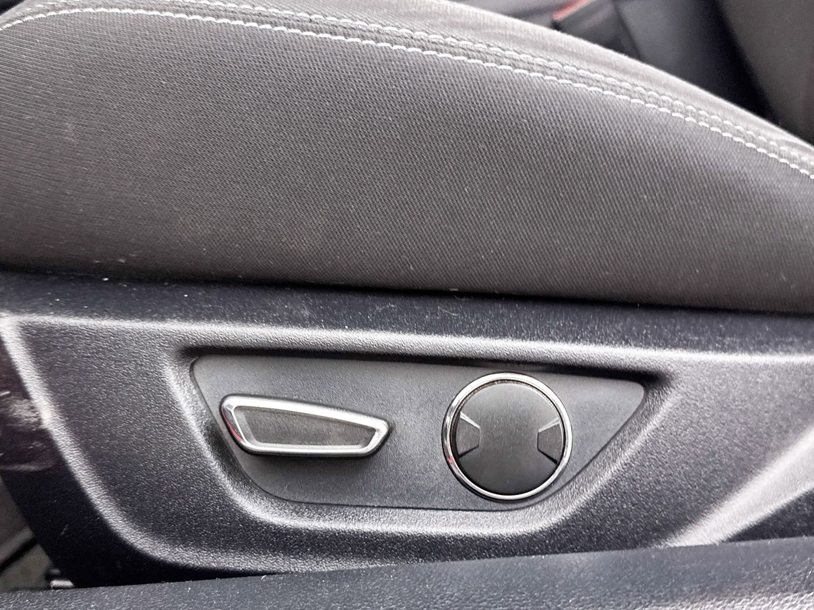 Used 2016 Ford Mustang GT w/ GT Performance Package RWD image 21