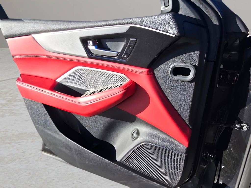 Used 2023 Acura MDX A-Spec image 17