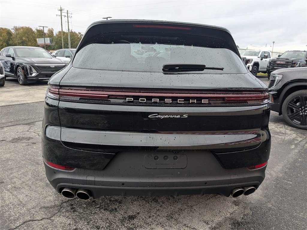 Used 2024 Porsche Cayenne S image 6