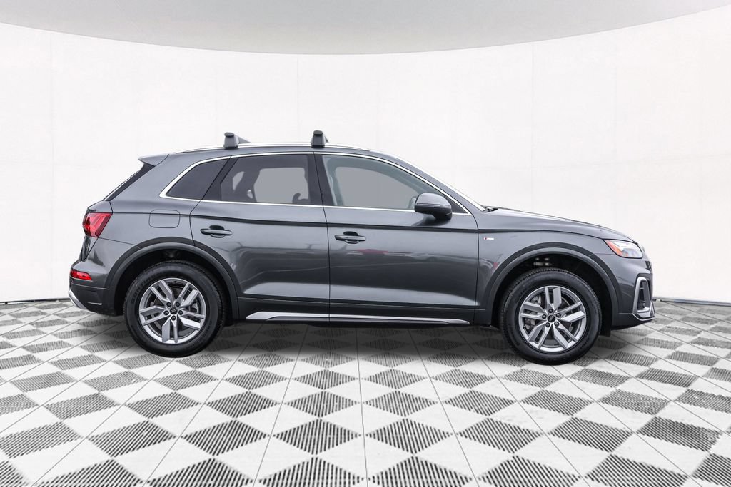 Used 2024 Audi Q5 2.0T Premium w/ Convenience Package AWD/4WD image 11