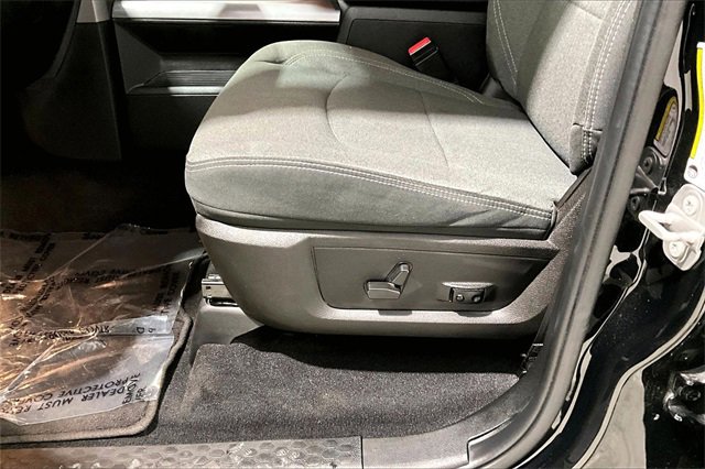 Used 2022 RAM 1500 Classic Warlock image 20