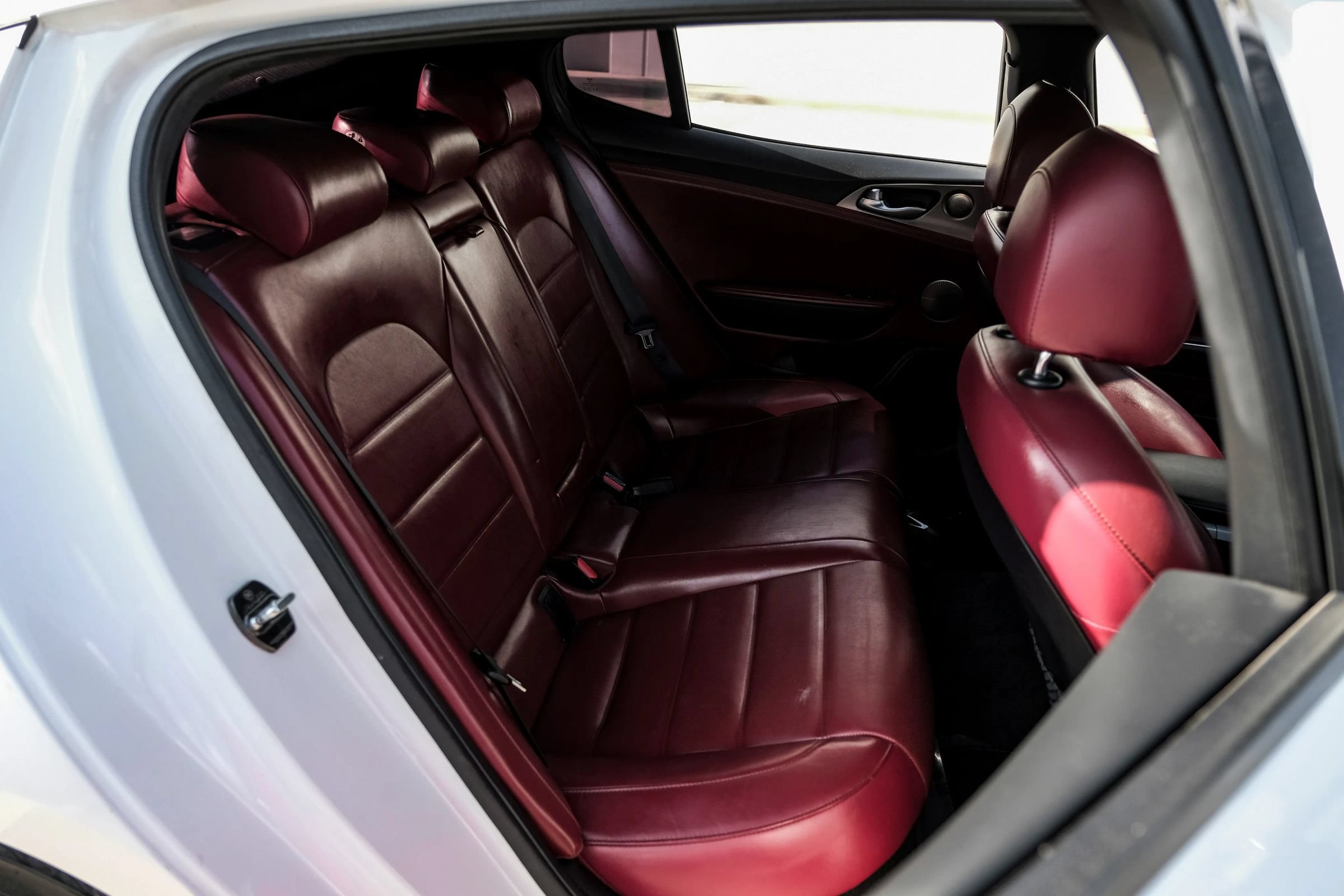 Used 2020 Kia Stinger GT2 RWD image 38