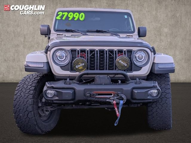 Used 2020 Jeep Gladiator Sport w/ Quick Order Package 24S image 2
