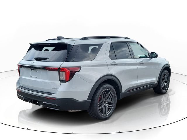 New 2026 Ford Explorer ST-Line w/ ST-Line Street Pack AWD/4WD image 3