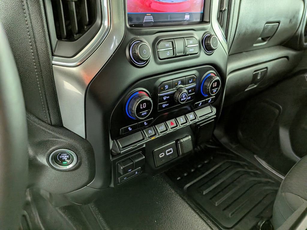 Used 2021 Chevrolet Silverado 1500 LT image 24