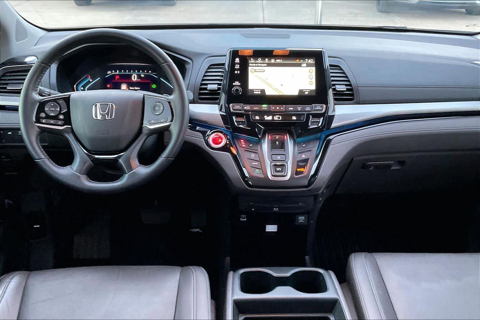 Used 2023 Honda Odyssey Touring image 16