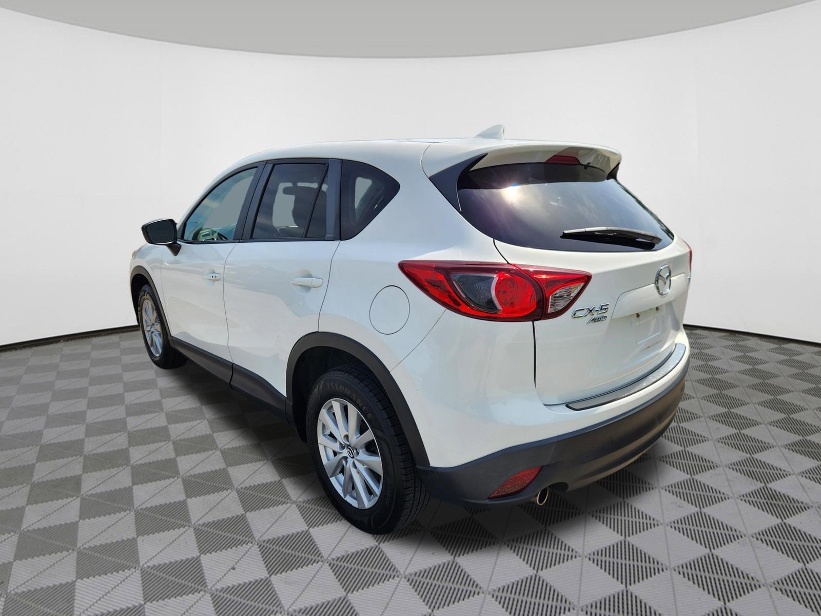 Used 2016 MAZDA CX-5 Touring w/ Bose/Moonroof Package AWD/4WD image 3