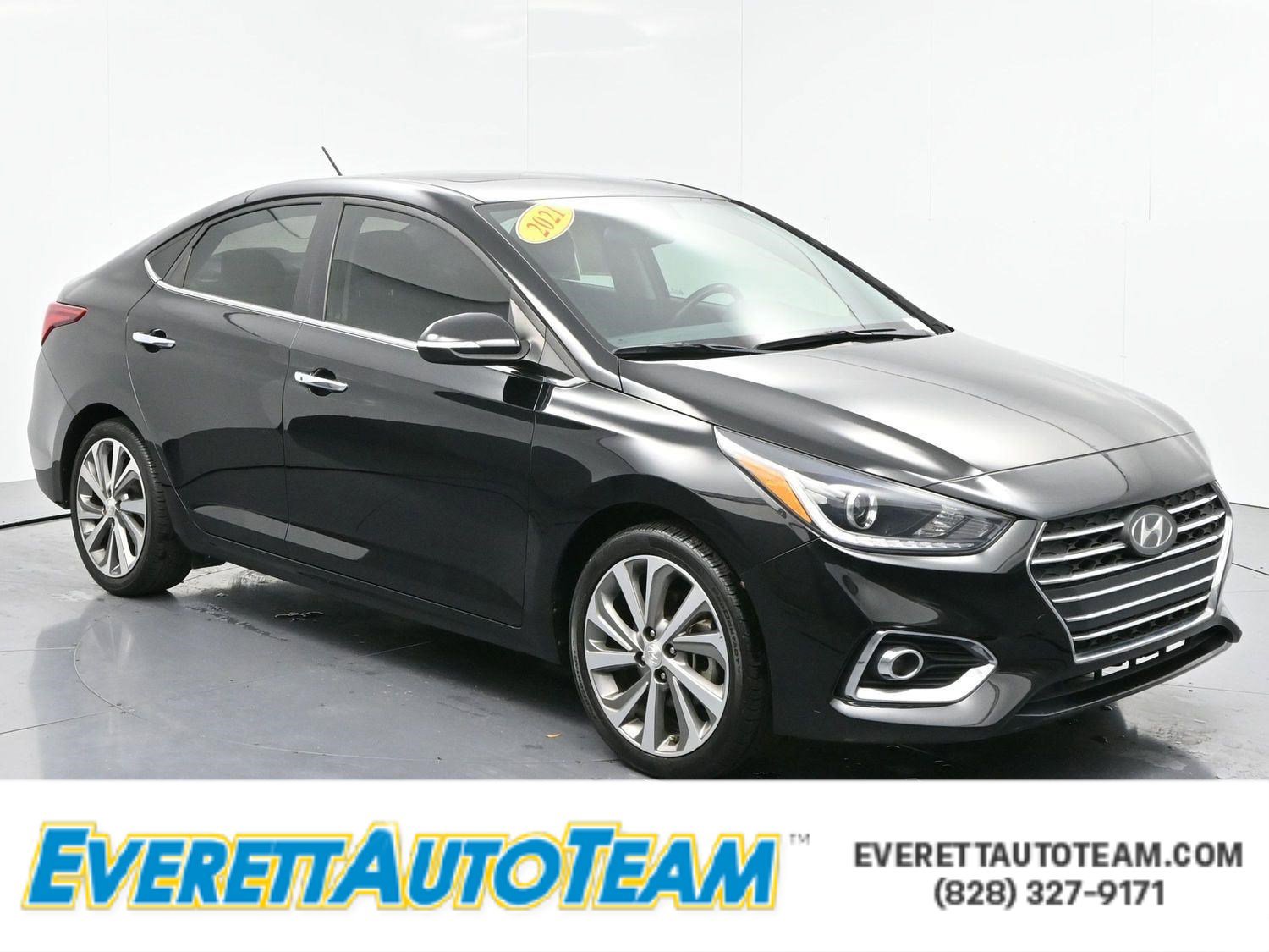 Used 2021 Hyundai Accent Limited image 1