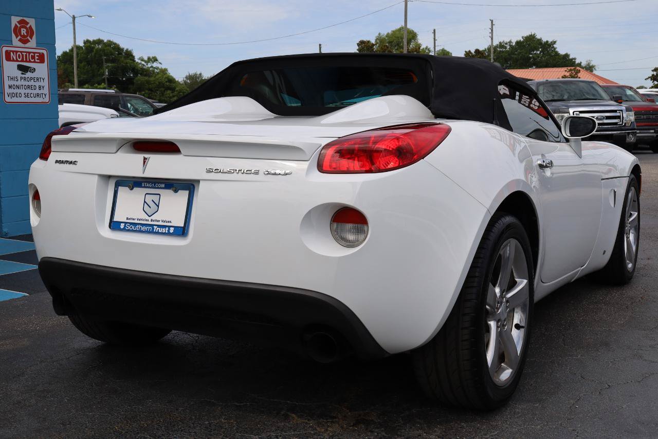 Used 2007 Pontiac Solstice GXP w/ Premium Package RWD image 4