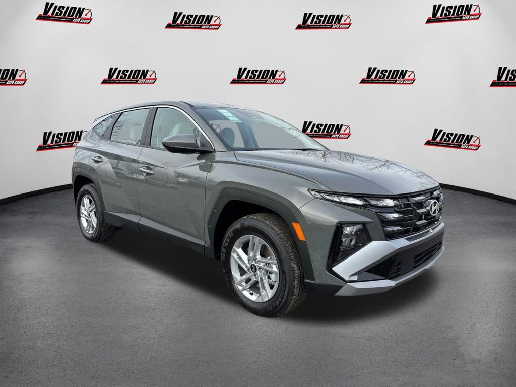 New 2026 Hyundai Tucson SE video 3