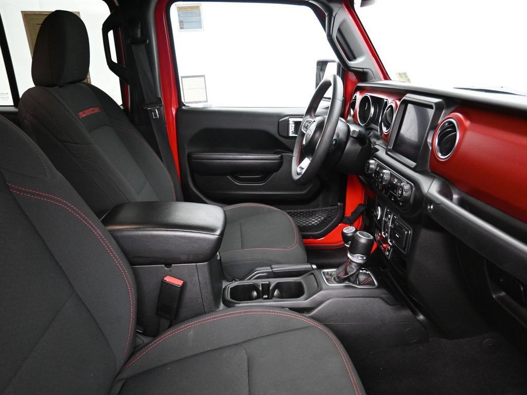 Used 2023 Jeep Gladiator Rubicon AWD/4WD image 16