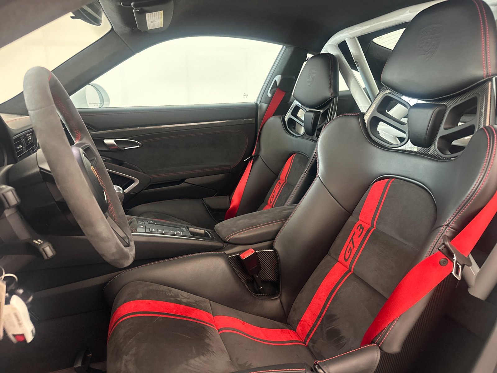Certified 2018 Porsche 911 GT3 RWD image 5