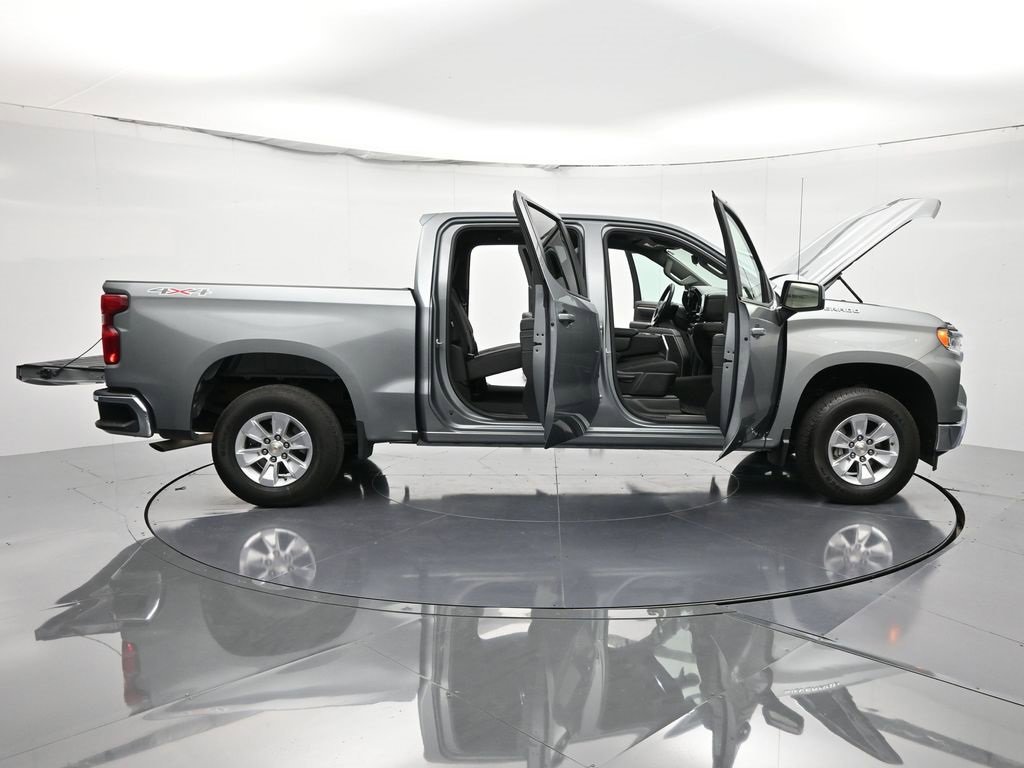 Used 2025 Chevrolet Silverado 1500 LT image 52