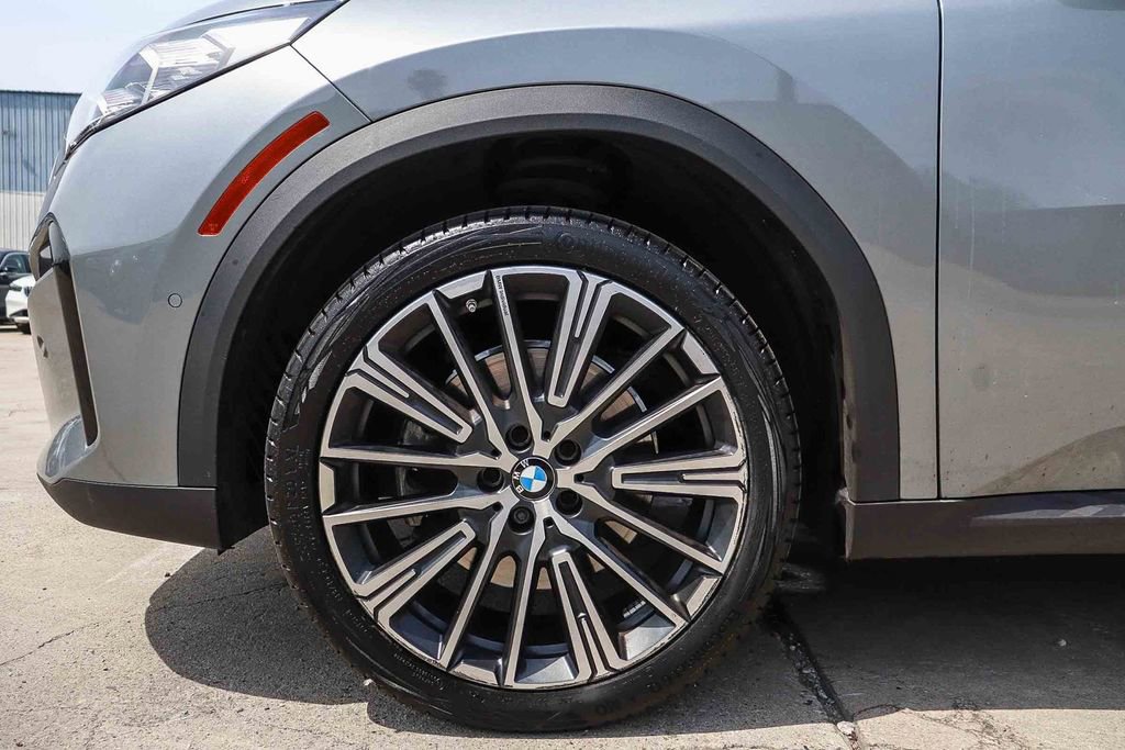 Used 2024 BMW X2 xDrive28i w/ Convenience Package AWD/4WD image 12