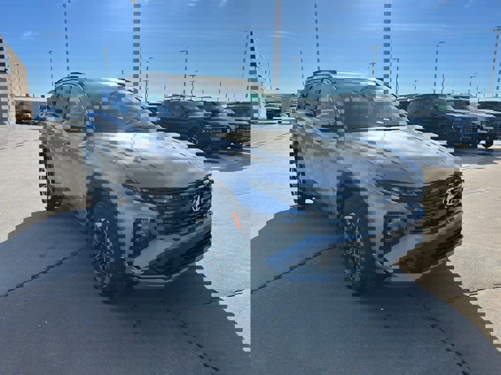 New 2026 Hyundai Tucson SEL image 2