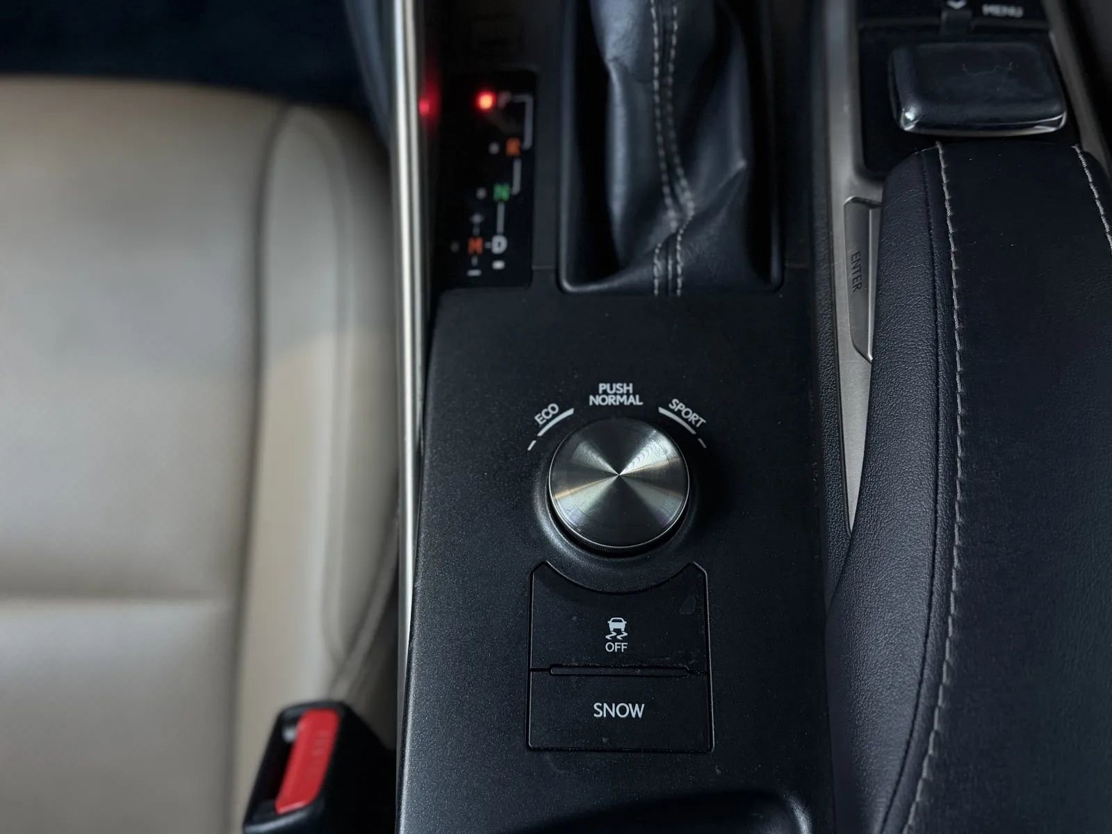 Used 2017 Lexus IS 200t w/ Navigation System Package RWD image 35