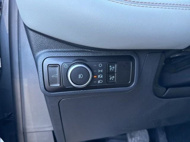 New 2026 Ford Explorer Active w/ Active Comfort Package AWD/4WD image 17