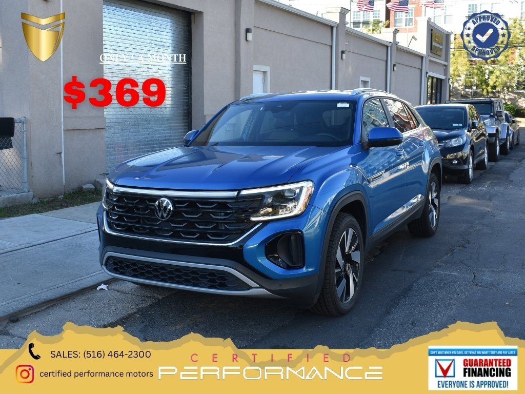 Used 2024 Volkswagen Atlas Cross Sport SE image 1