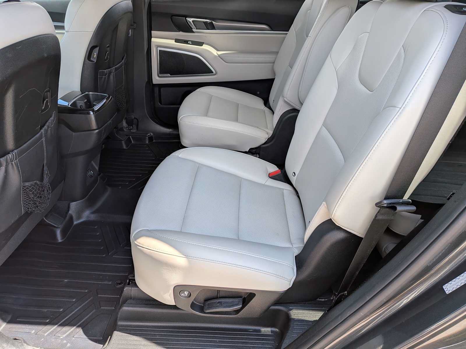 Used 2021 Kia Telluride S AWD/4WD image 18