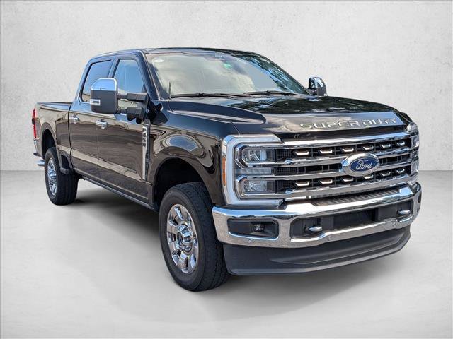 Certified 2024 Ford F250 Lariat w/ Lariat Ultimate Package AWD/4WD image 4