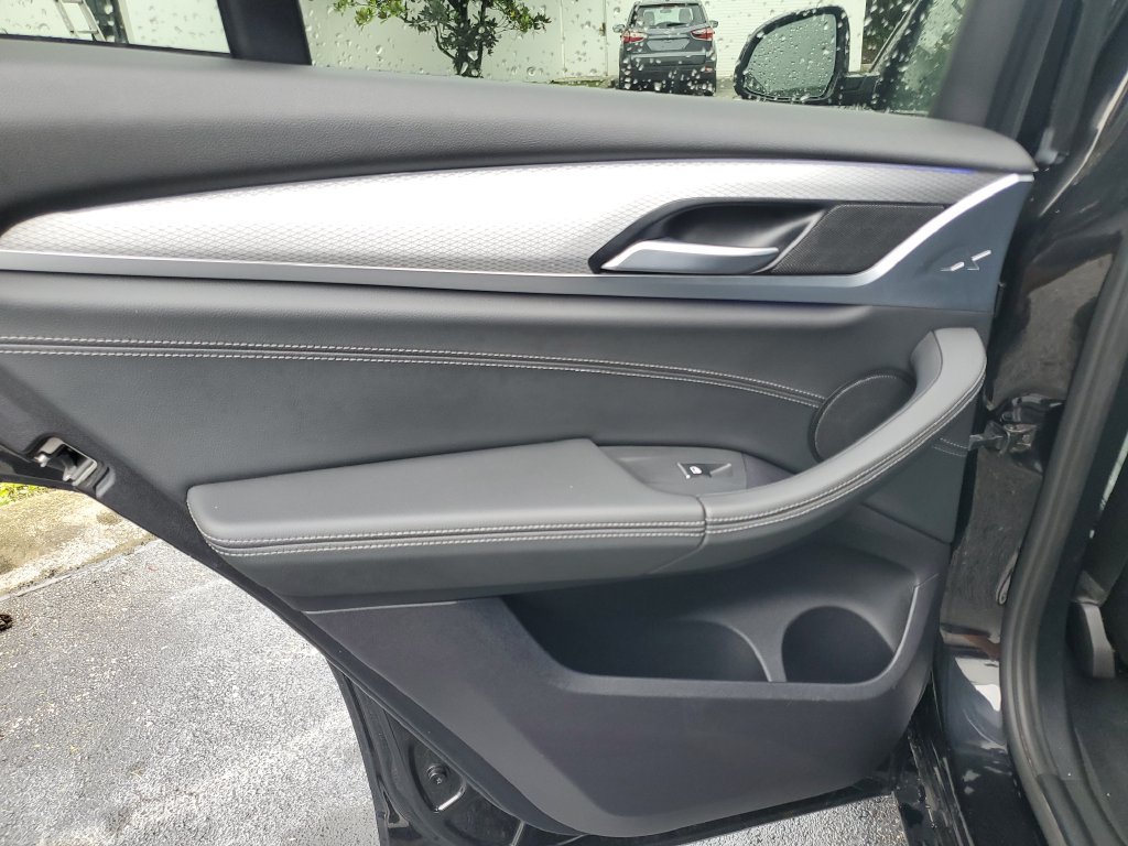 Used 2019 BMW X4 xDrive30i w/ M Sport Package 2 AWD/4WD image 9