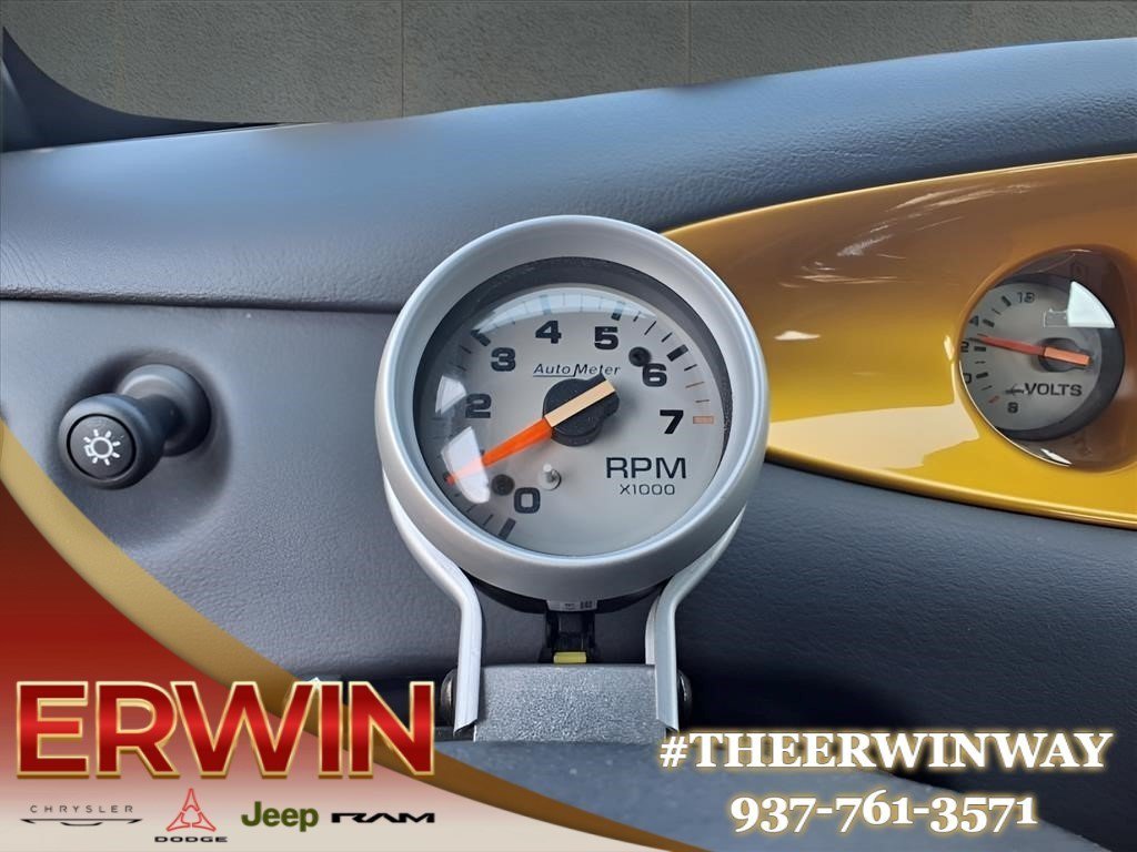 Used 2002 Chrysler Prowler RWD image 27