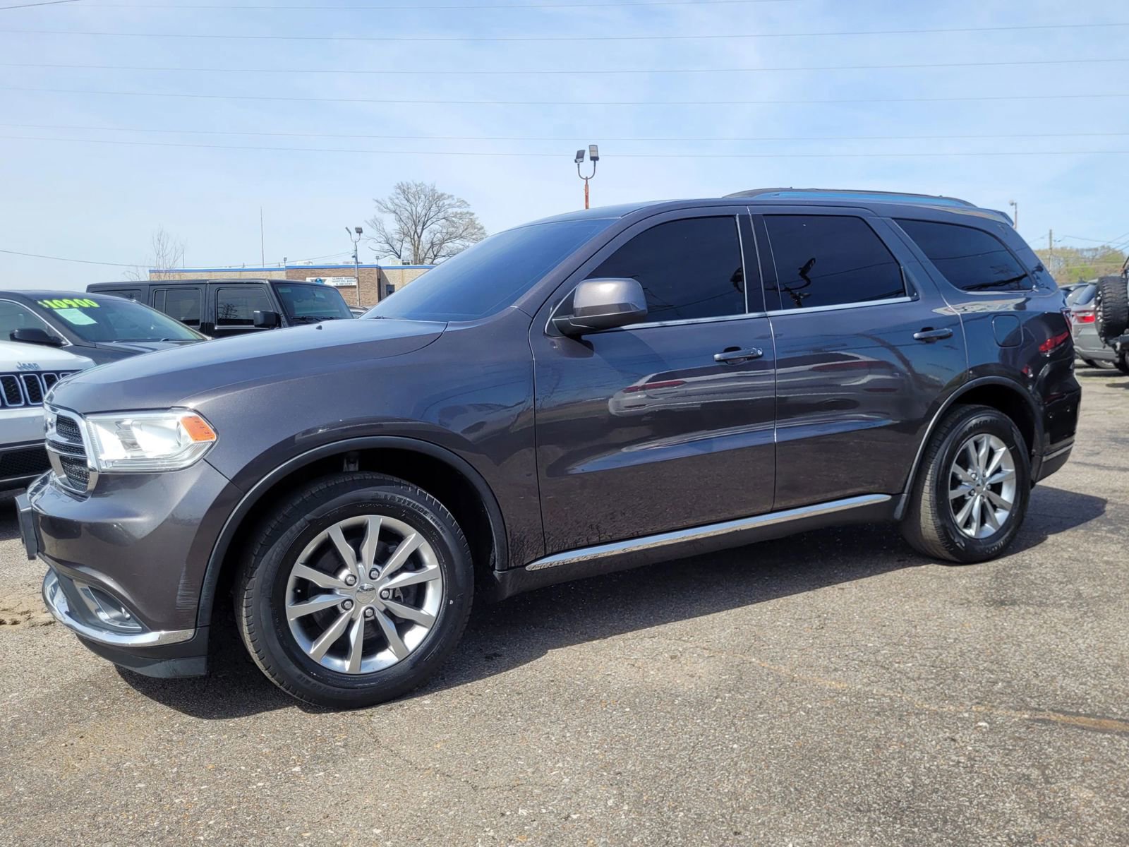 Used 2018 Dodge Durango SXT w/ Quick Order Package 2BB AWD/4WD image 1