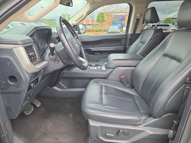 Used 2023 Ford Expedition XLT image 23