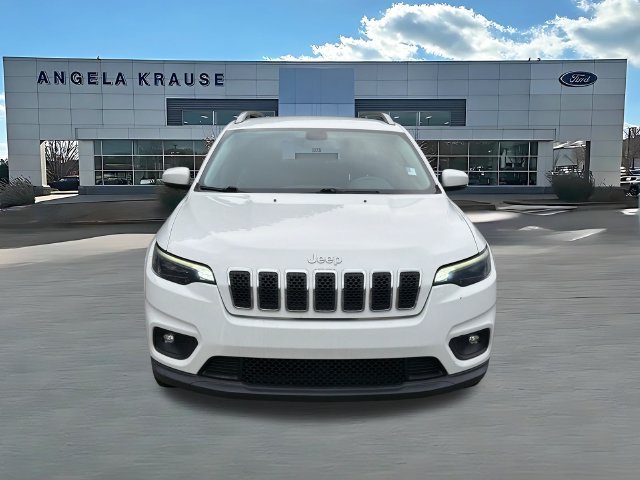 Used 2019 Jeep Cherokee Latitude Plus FWD image 2