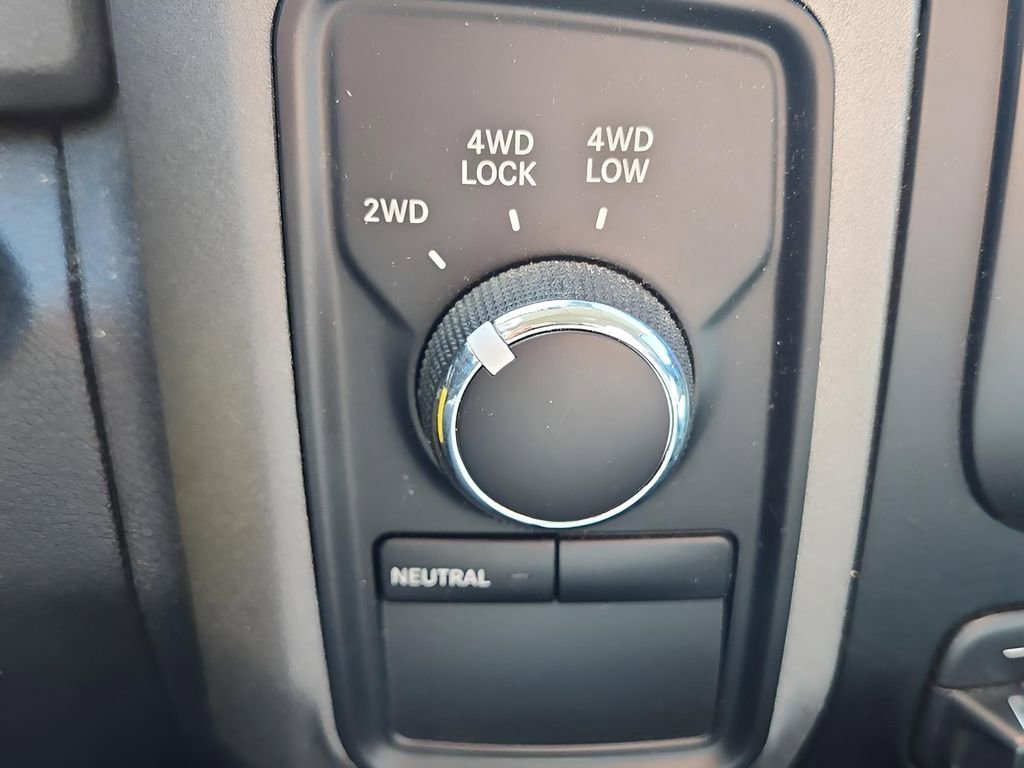 Used 2013 RAM 1500 Express image 26