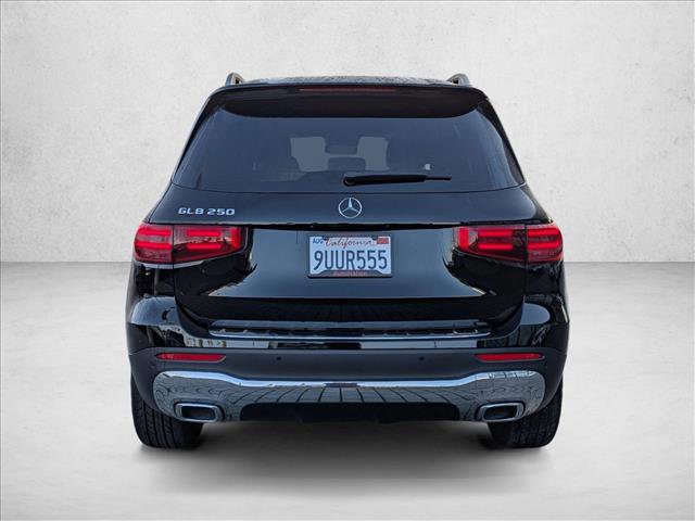 Certified 2025 Mercedes-Benz GLB 250 image 7