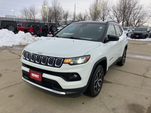 Certified 2025 Jeep Compass Limited image 3