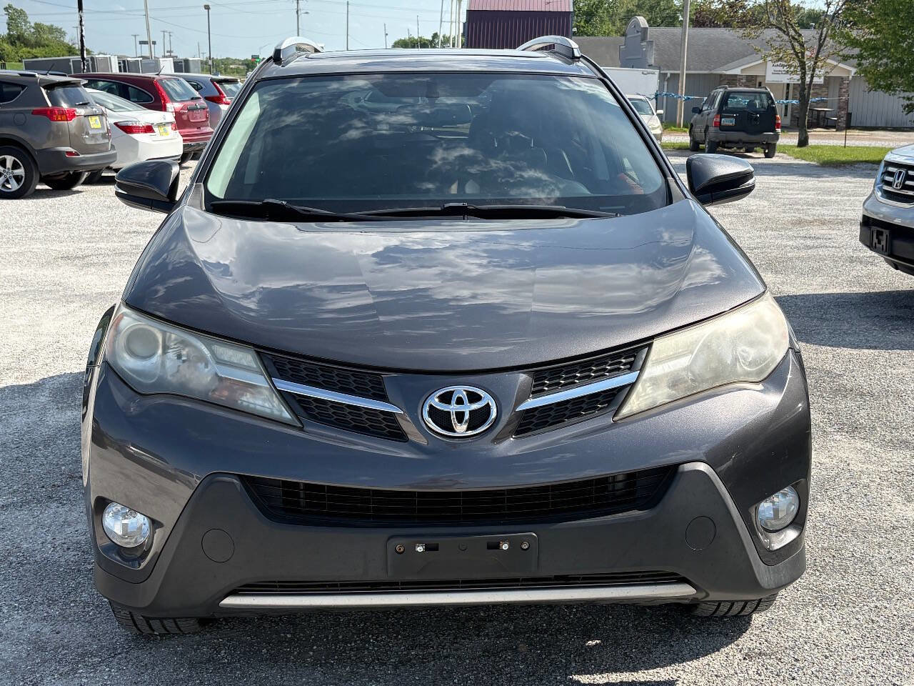 Used 2013 Toyota RAV4 Limited AWD/4WD image 2