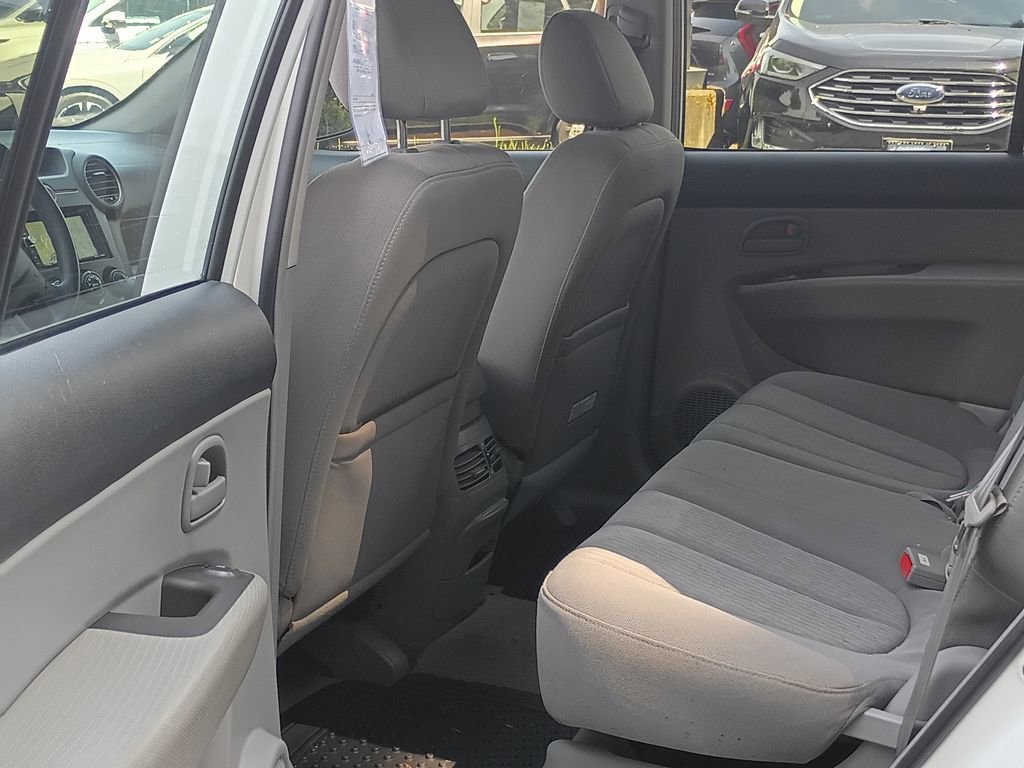 Used 2007 Kia Rondo LX FWD image 14