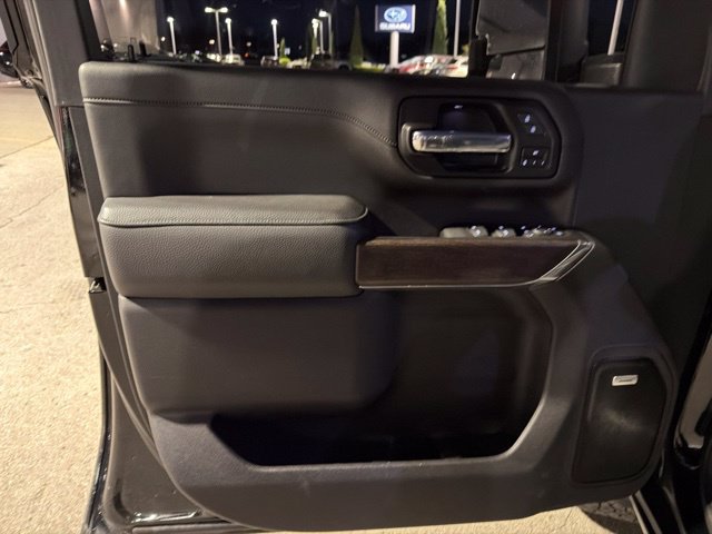 Used 2023 GMC Sierra 2500 Denali w/ Denali Black Diamond Edition AWD/4WD image 13