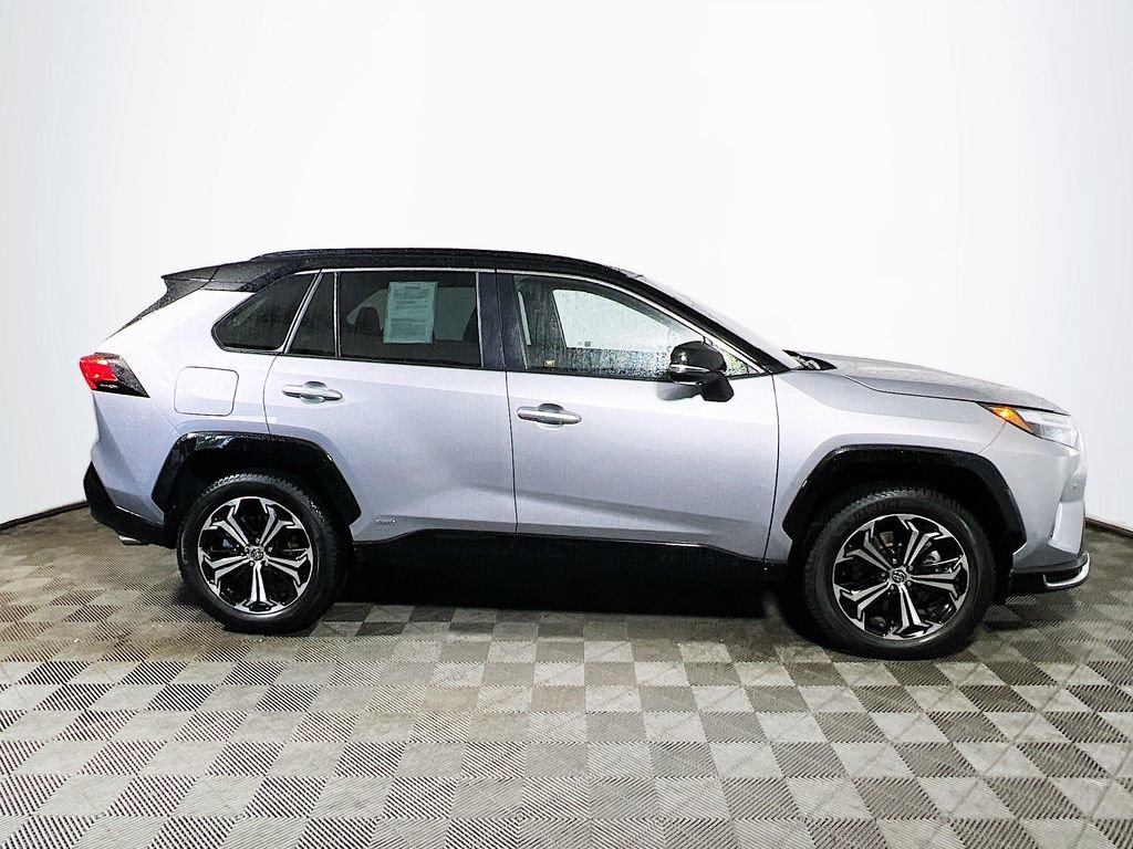 Certified 2024 Toyota RAV4 XSE w/ Premium Package AWD/4WD image 9