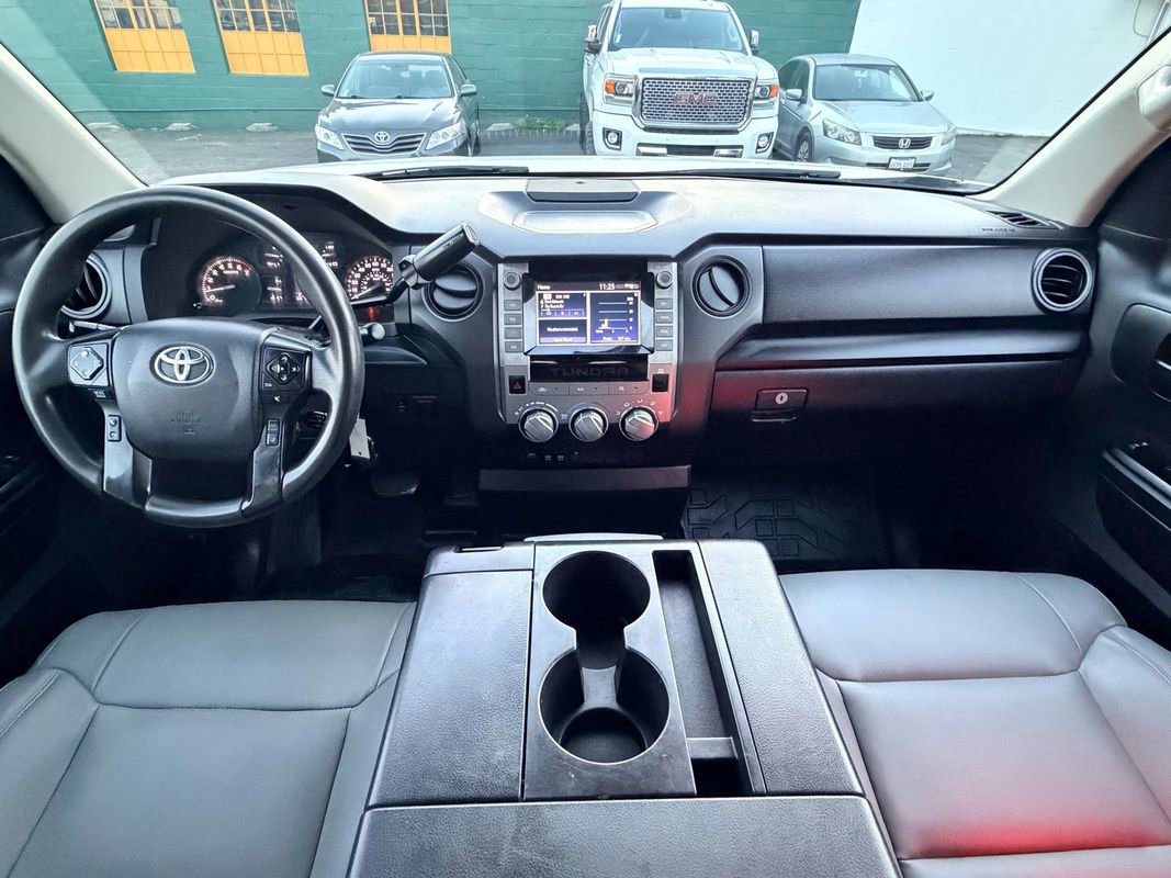 Used 2020 Toyota Tundra SR image 19