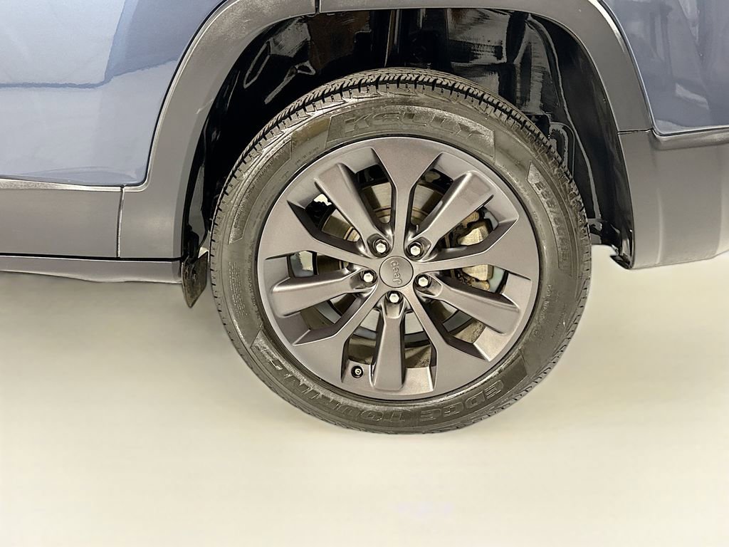 Used 2021 Jeep Cherokee Latitude Lux 80th Anniv w/ Quick Order Package 26U 80TH AWD/4WD image 31