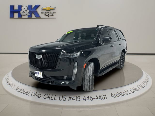 Used 2022 Cadillac Escalade Sport w/ LPO, ONYX Package AWD/4WD image 3