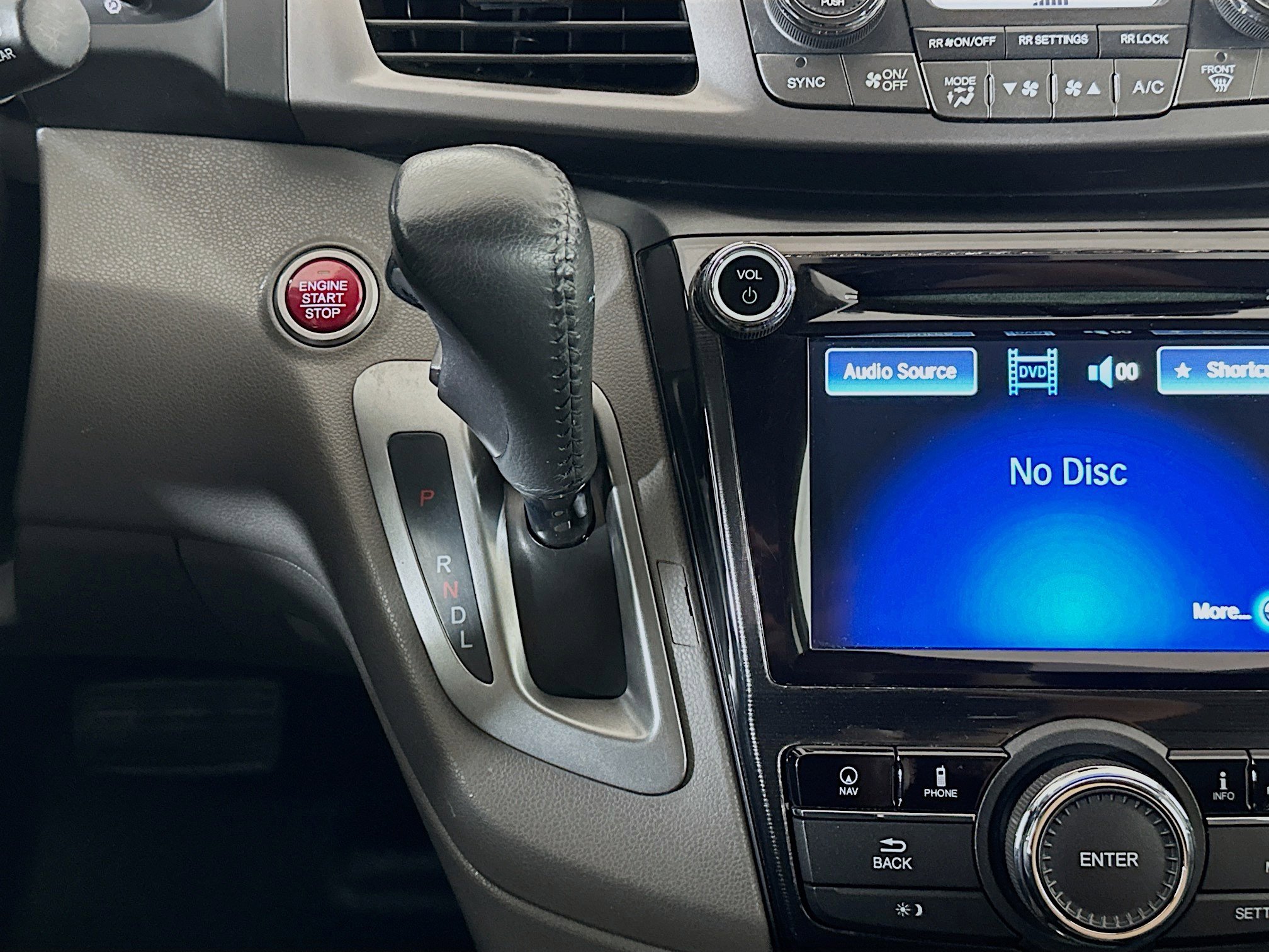 Used 2015 Honda Odyssey Touring Elite image 23