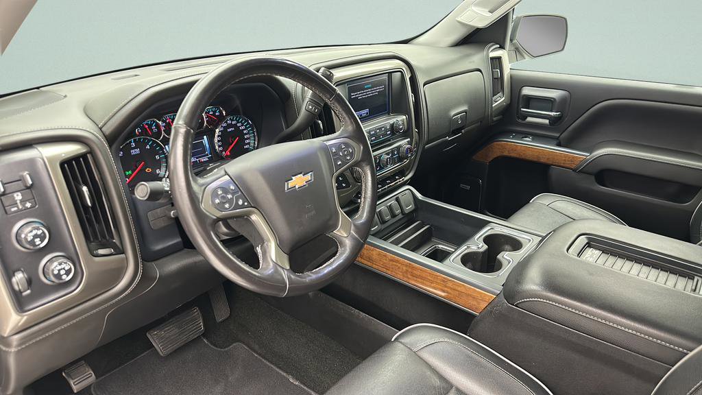 Used 2018 Chevrolet Silverado 1500 High Country AWD/4WD image 16