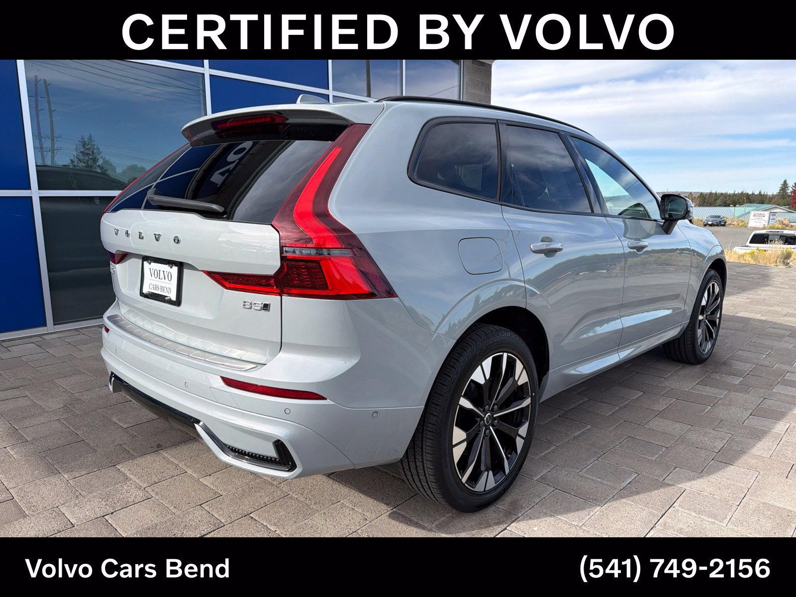 Certified 2026 Volvo XC60 B5 Plus AWD/4WD image 7
