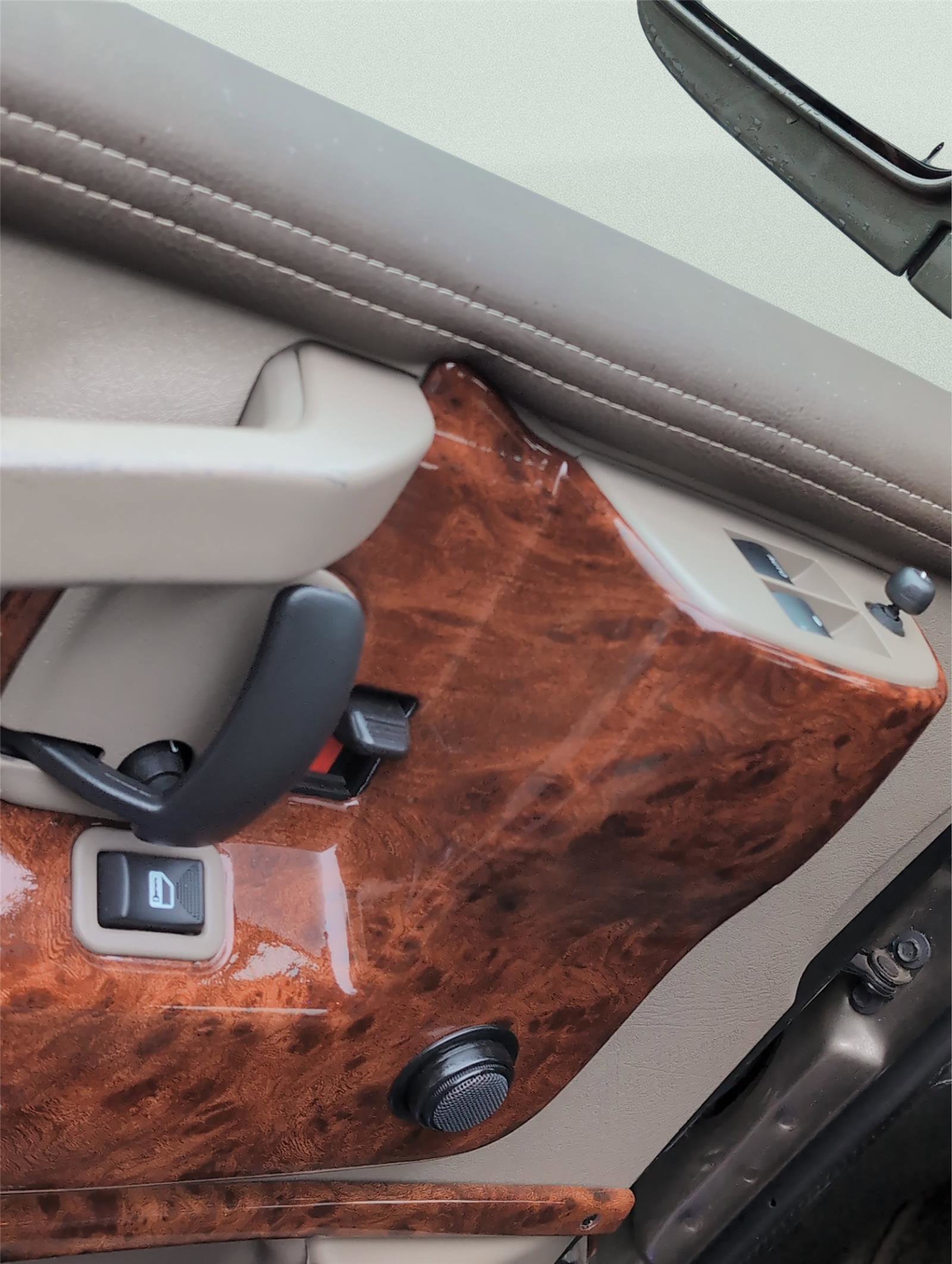 Used 2022 Chevrolet Express 2500 Extended w/ Enhanced Convenience Package image 12