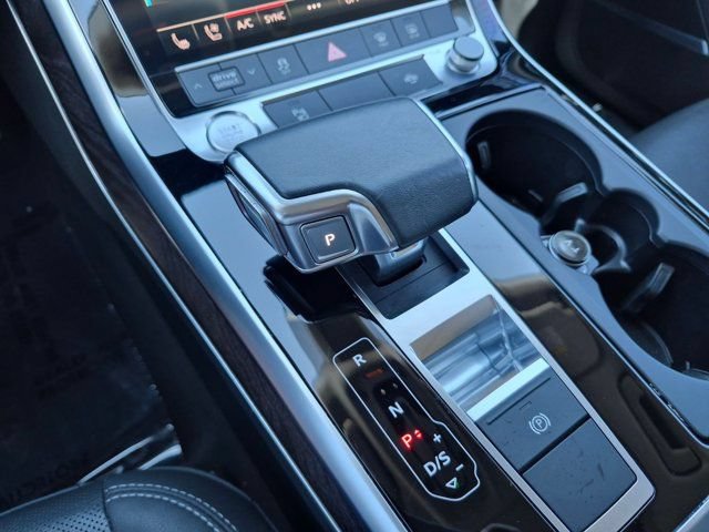 Used 2020 Audi Q8 Premium Plus w/ Premium Plus Package AWD/4WD image 12