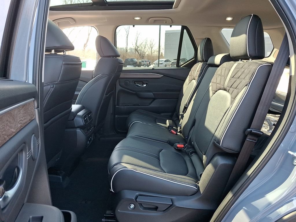 New 2026 Honda Pilot Elite image 6