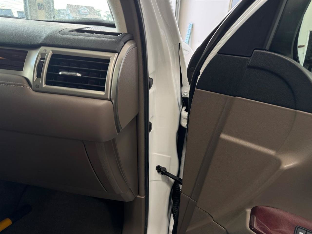 Used 2019 Lexus GX 460 Premium AWD/4WD image 29