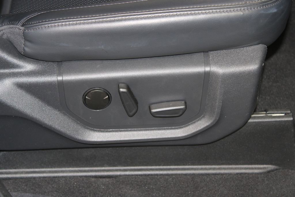 Used 2024 Ford Expedition Max XLT image 31